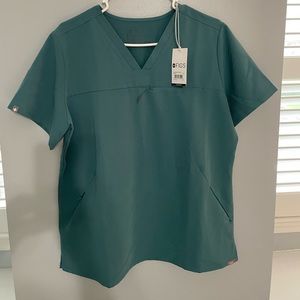 Figs Hydrogreen Casma Zip Pocket Top Women’s Large L NWT!